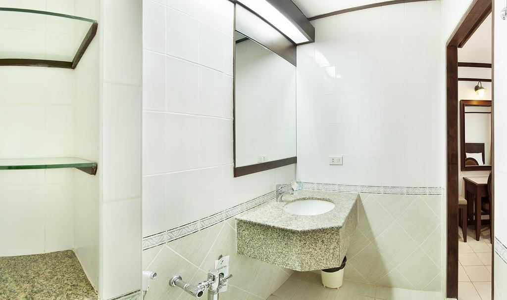 Rattana Mansion Ξενοδοχείο Phuket Εξωτερικό φωτογραφία
