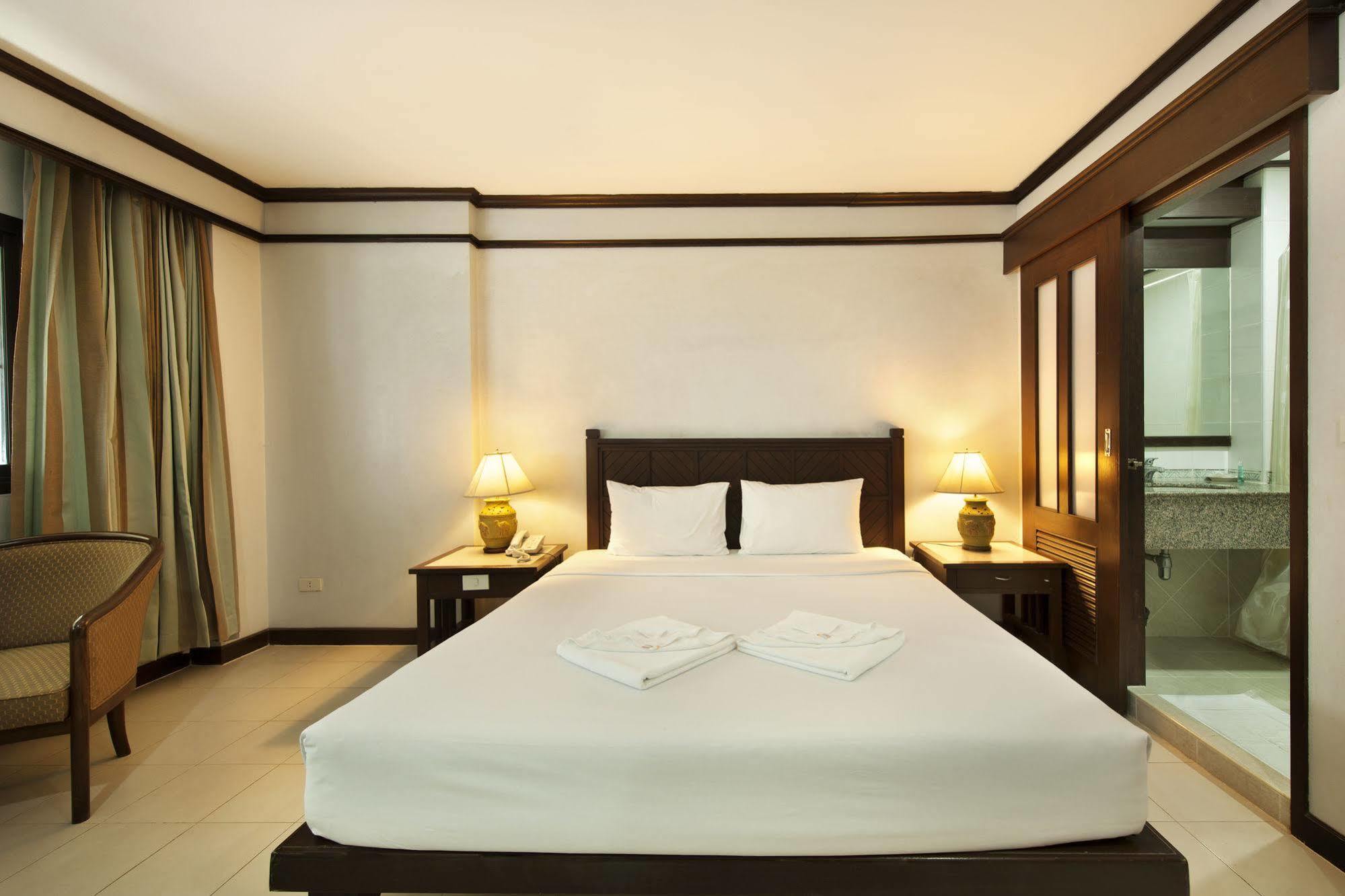 Rattana Mansion Ξενοδοχείο Phuket Εξωτερικό φωτογραφία
