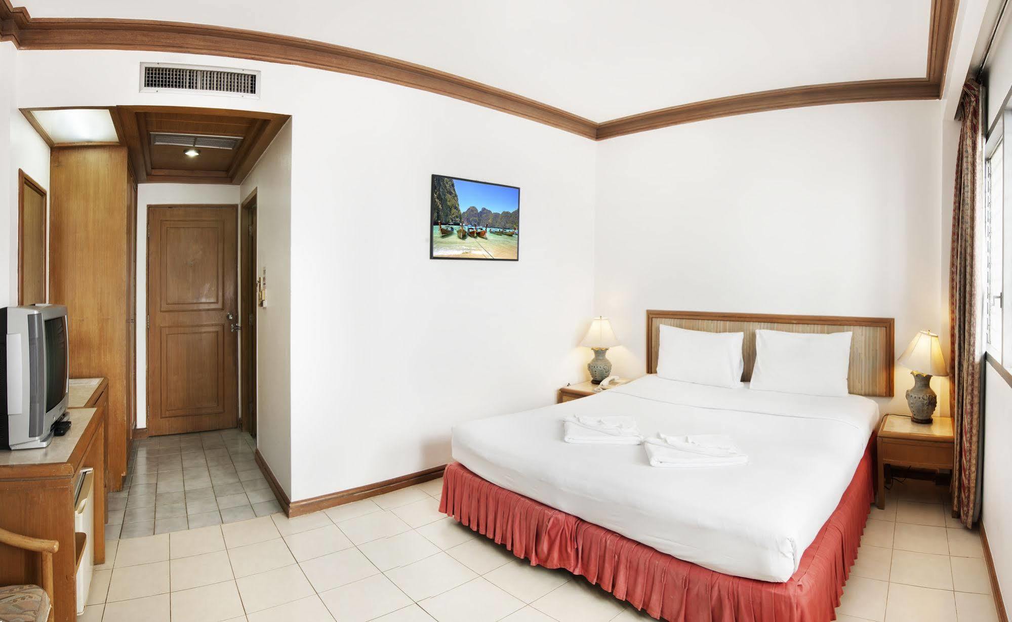 Rattana Mansion Ξενοδοχείο Phuket Εξωτερικό φωτογραφία