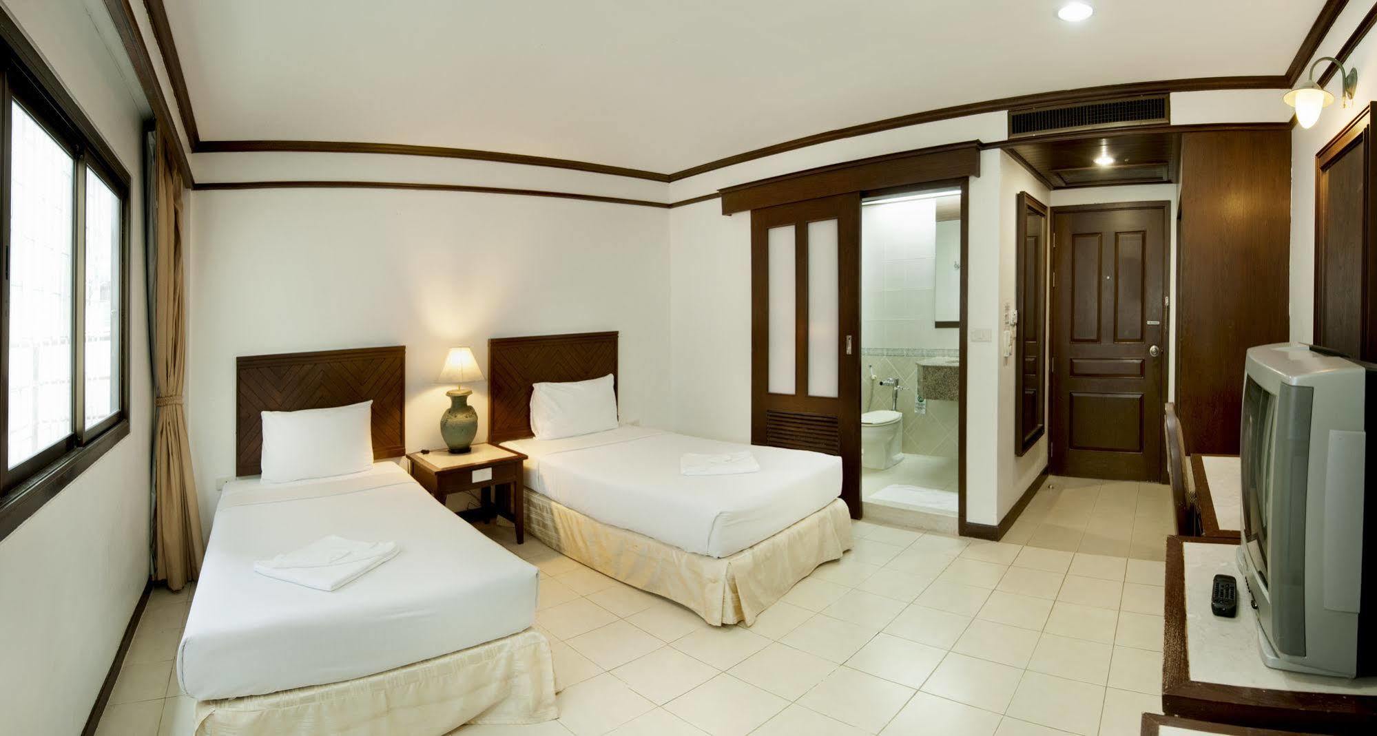 Rattana Mansion Ξενοδοχείο Phuket Εξωτερικό φωτογραφία